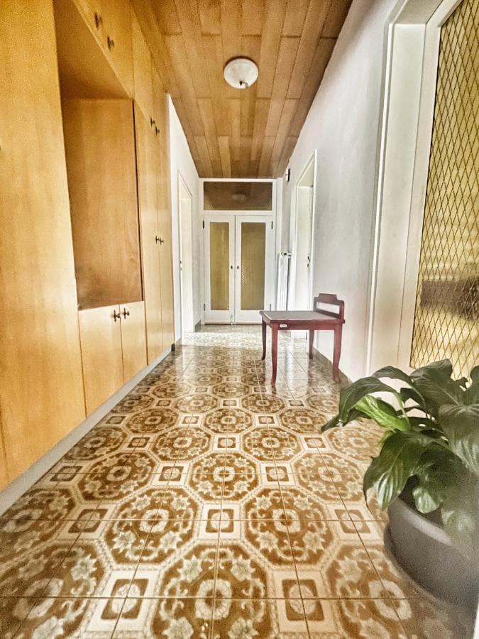 Papas Apartment Лесце Екстер'єр фото