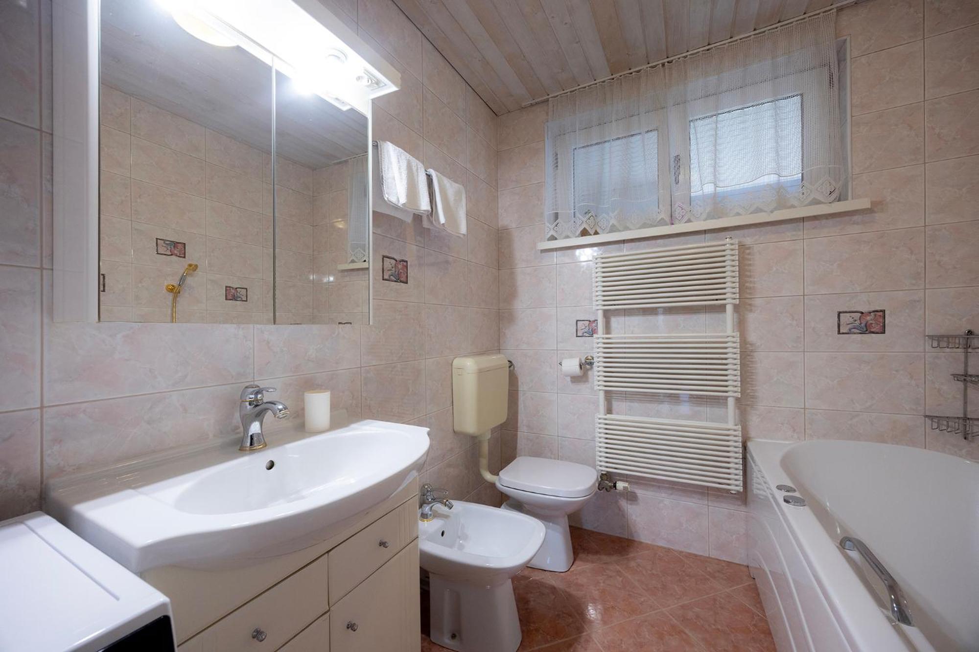 Papas Apartment Лесце Екстер'єр фото
